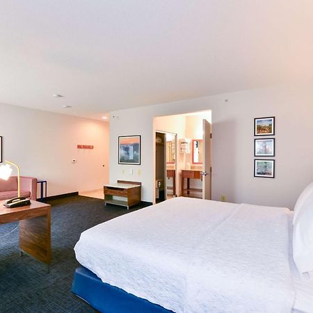 Hampton Inn & Suites Pittsburg Buitenkant foto