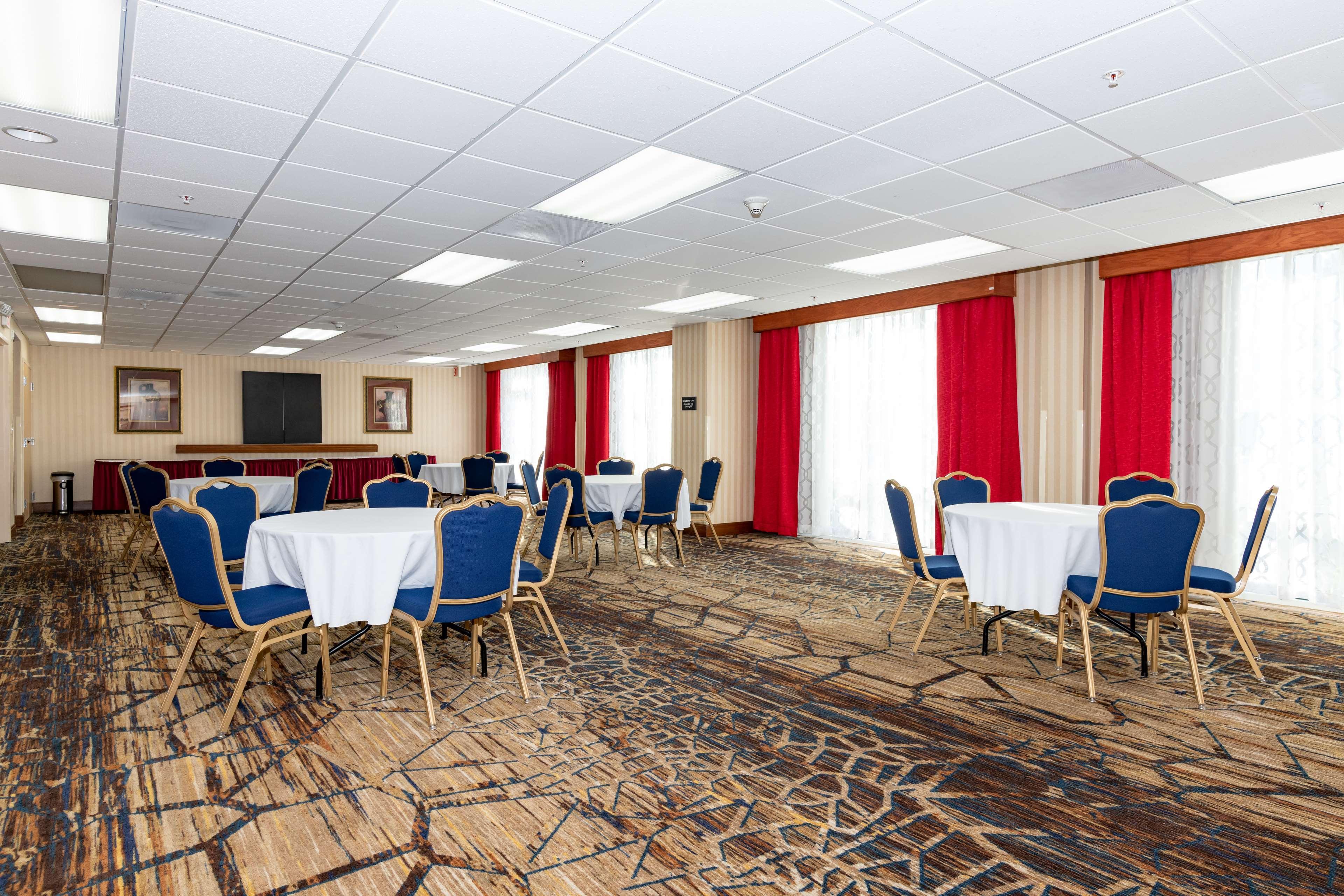 Hampton Inn & Suites Pittsburg Buitenkant foto