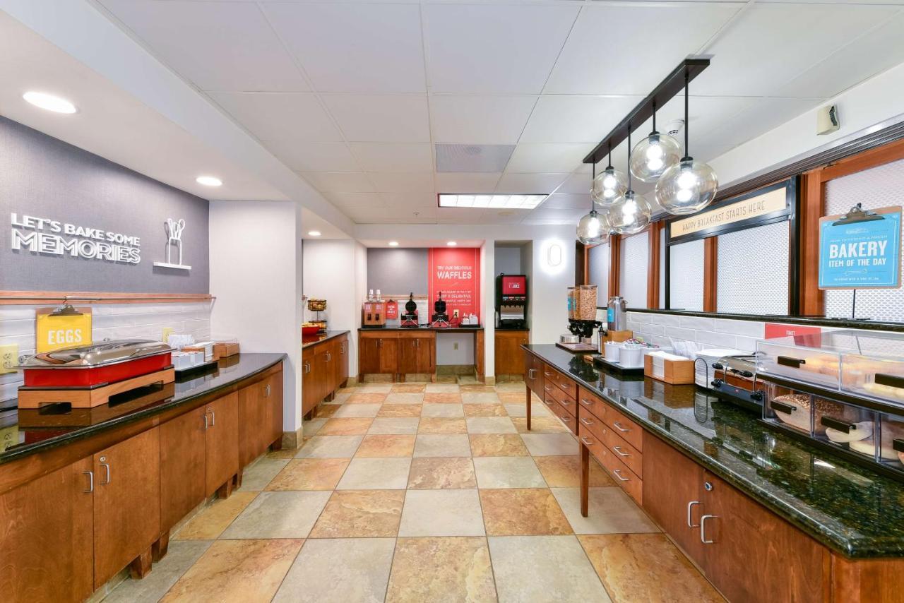 Hampton Inn & Suites Pittsburg Buitenkant foto