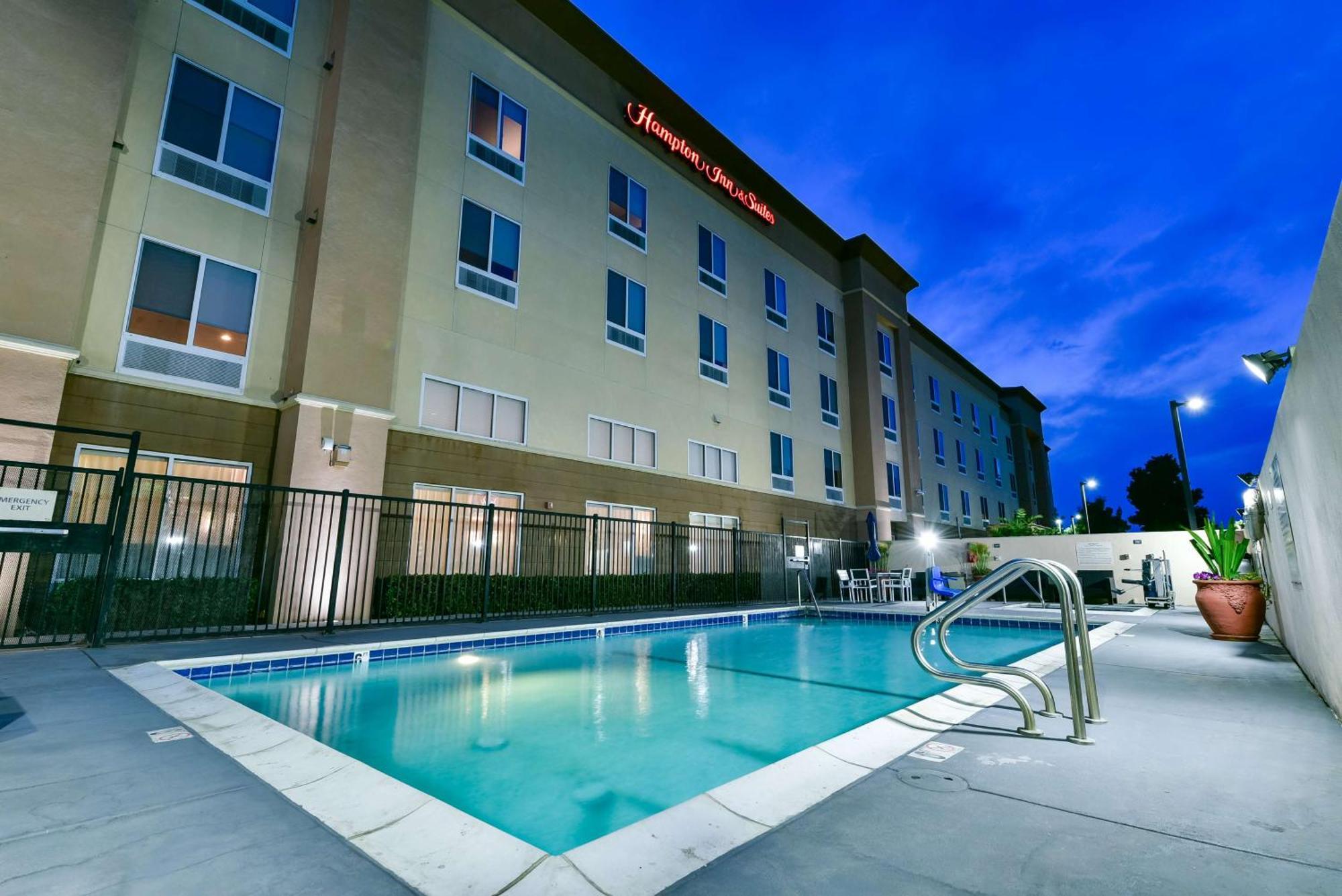 Hampton Inn & Suites Pittsburg Buitenkant foto