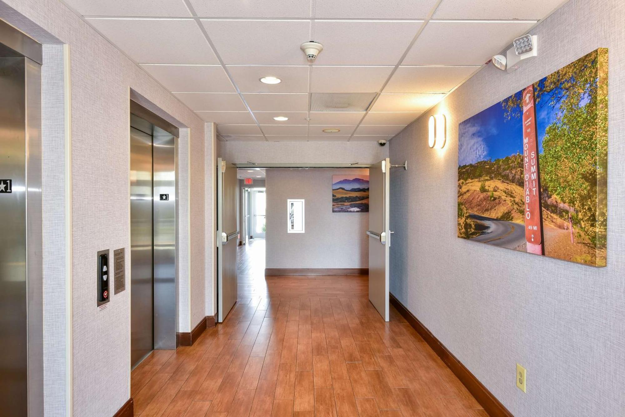 Hampton Inn & Suites Pittsburg Buitenkant foto