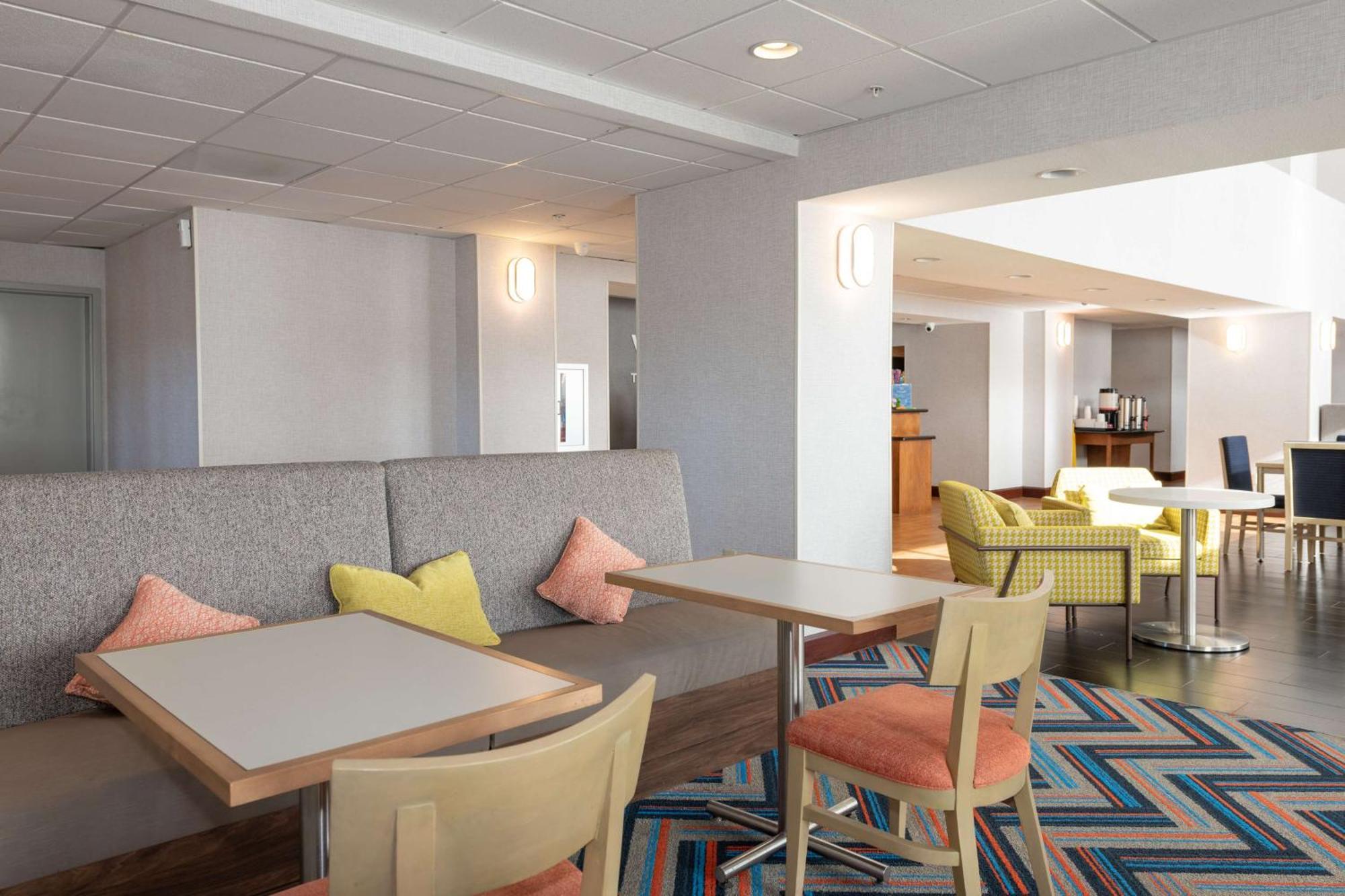 Hampton Inn & Suites Pittsburg Buitenkant foto
